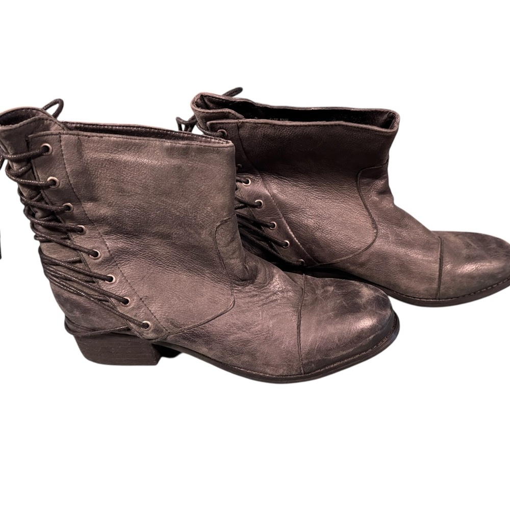 🎁 Two Lips Soft Charcoal Colored Leather Booties 
8 1/2